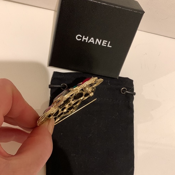 CHANEL CC Multicolor Gem Stone Large Vendura Style Brooch Pin Gold Pink Purple - Picture 5 of 13